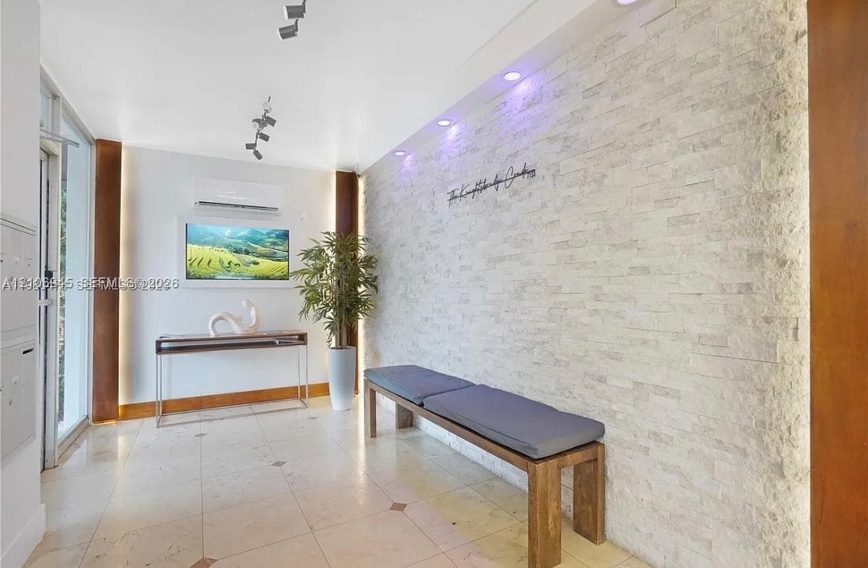 THE KNIGHTSBRIDGE CONDO · #401 in Miami Beach - Photo 24
