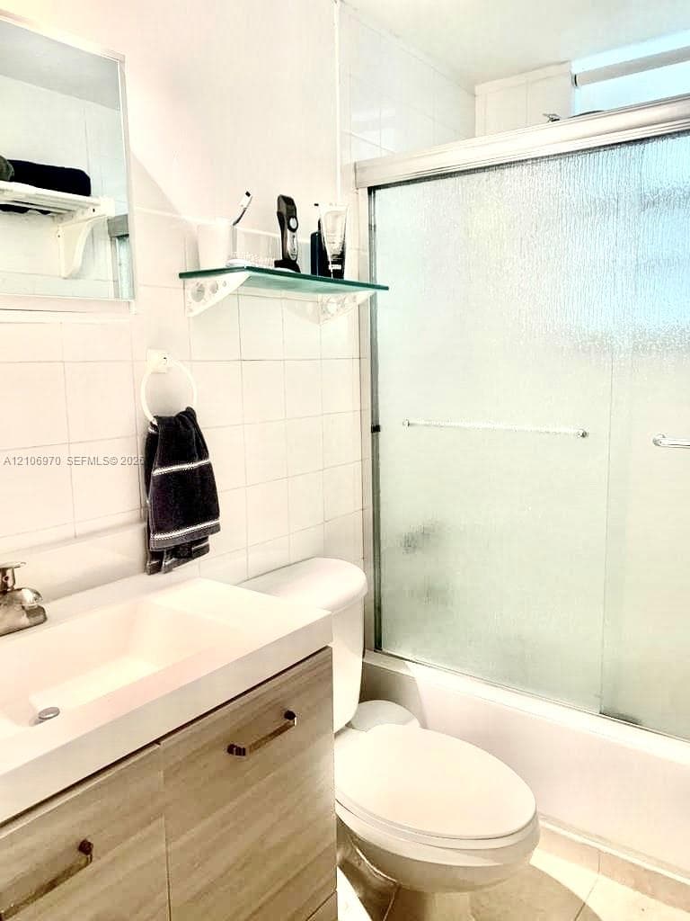 BAY VIEW CONDO · #1B in Miami Beach - Photo 1