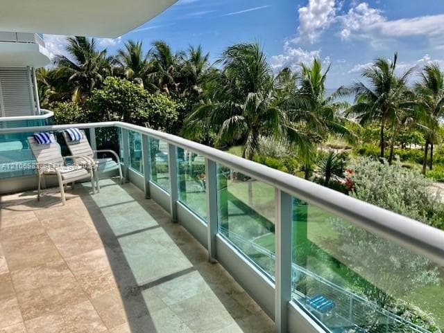 Azure · #306 in Surfside - Photo 11