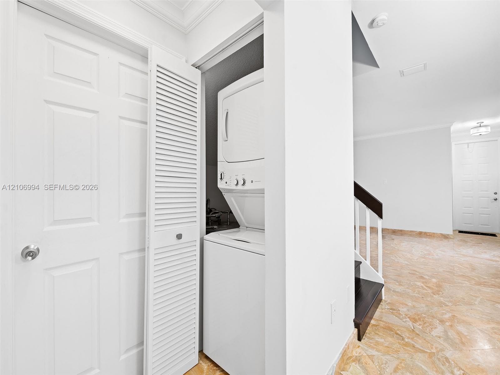 1515 Seagrape Way photo 12