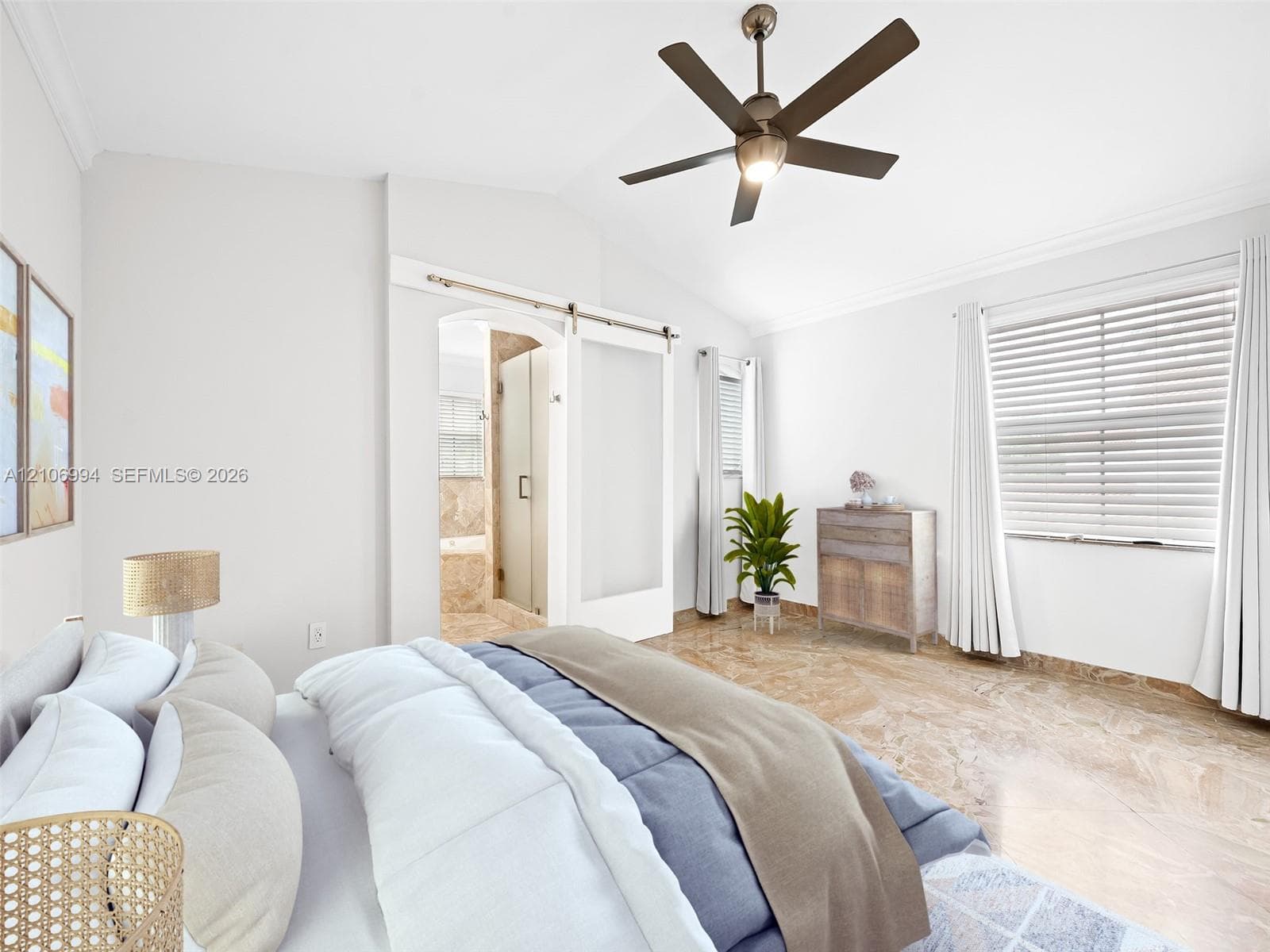 1515 Seagrape Way photo 15