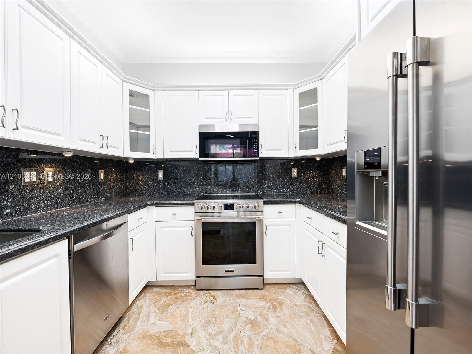 1515 Seagrape Way photo 11