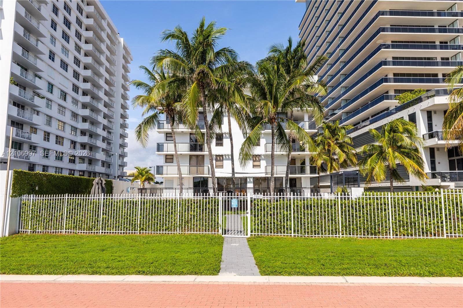 Surf · #405/406 in Miami Beach - Photo 46