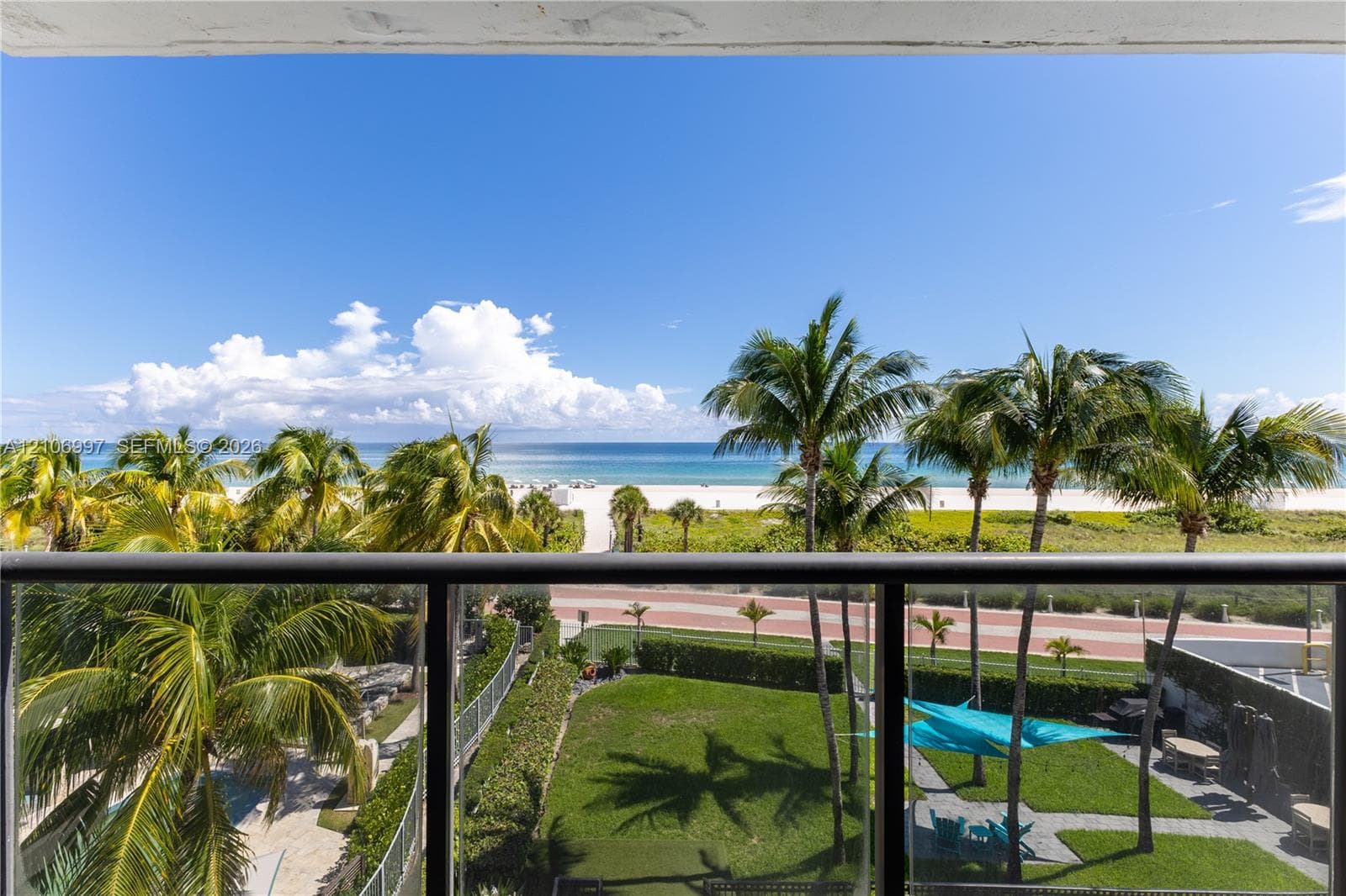 Surf · #405/406 in Miami Beach - Photo 8