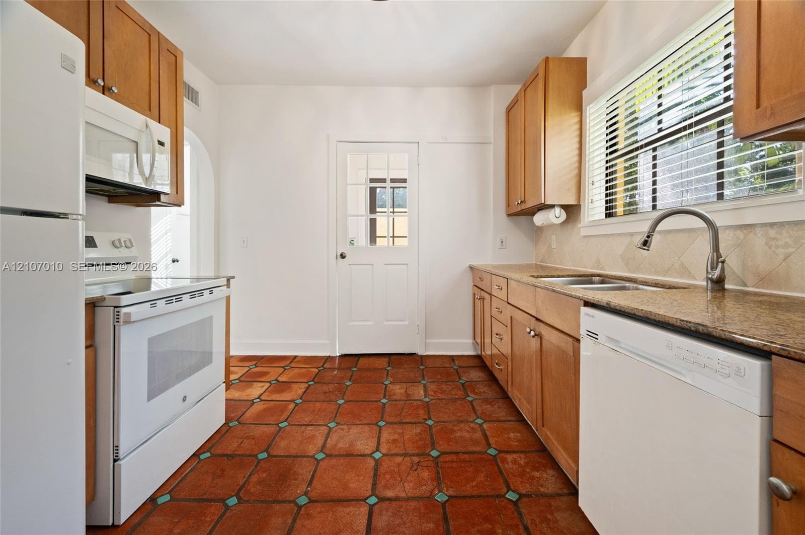 3413 Banos Ct photo 15