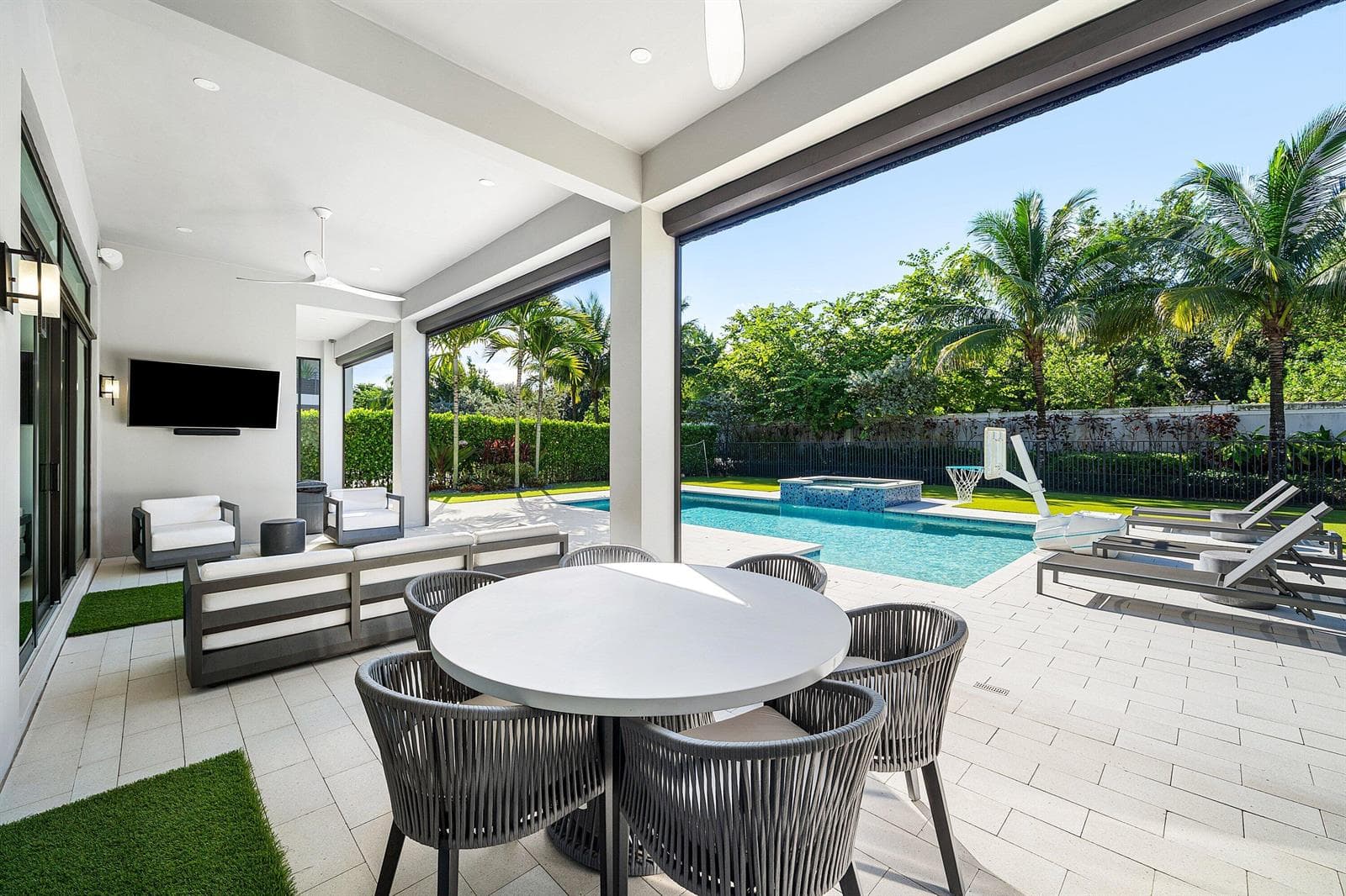 055-9586VescovatoWay-BocaRaton-FL-33496-
