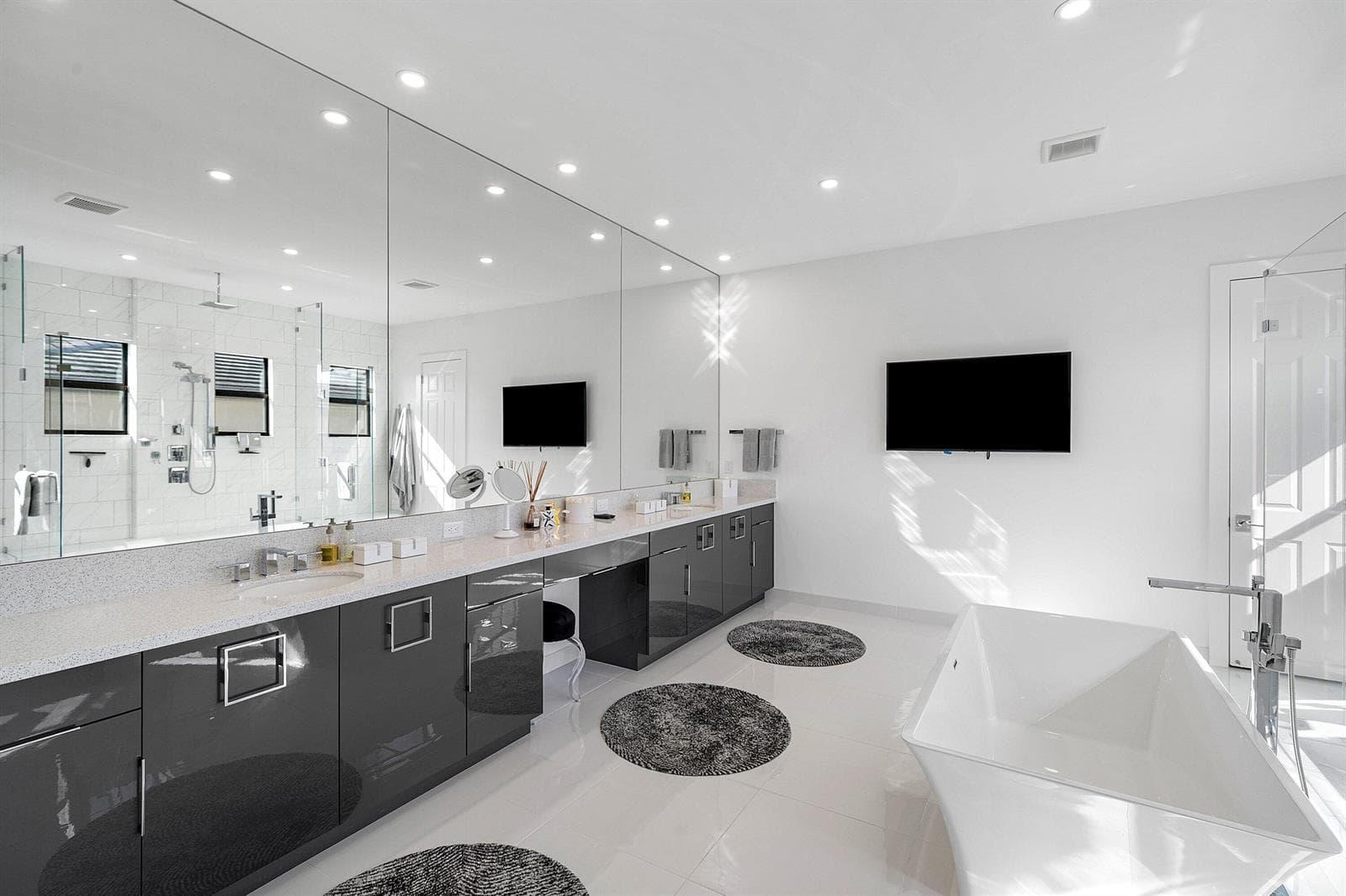 049-9586VescovatoWay-BocaRaton-FL-33496-