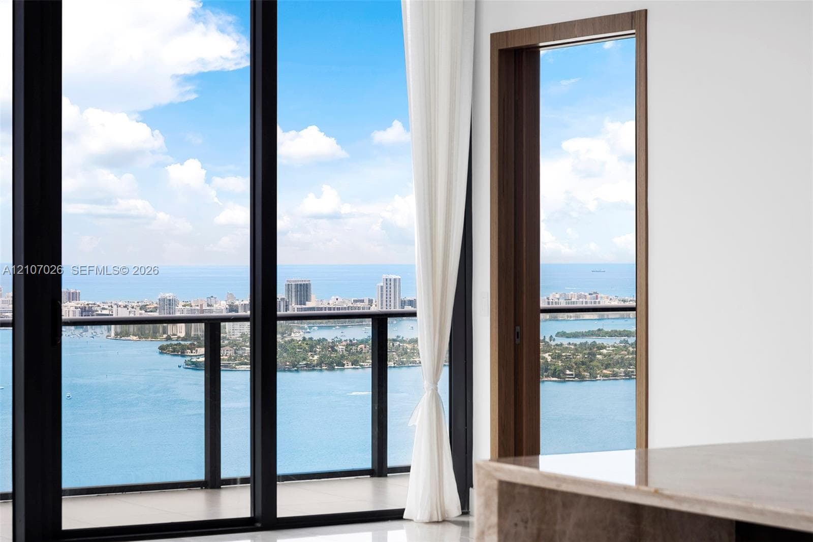 Gran Paraiso · #PH5204 in Miami - Photo 4