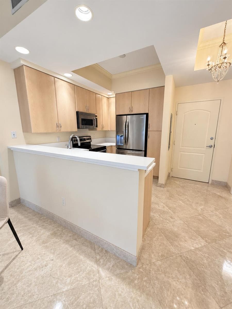 Updated Kitchen Counters & Appliances