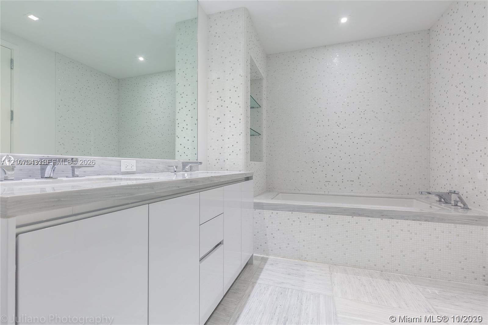 Jade Signature · #1402 in Sunny Isles Beach - Photo 16