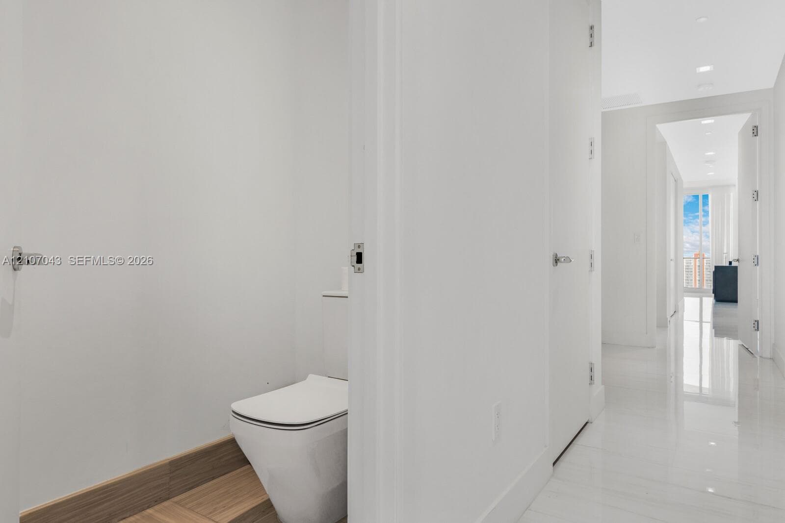 Jade Signature · #1402 in Sunny Isles Beach - Photo 31