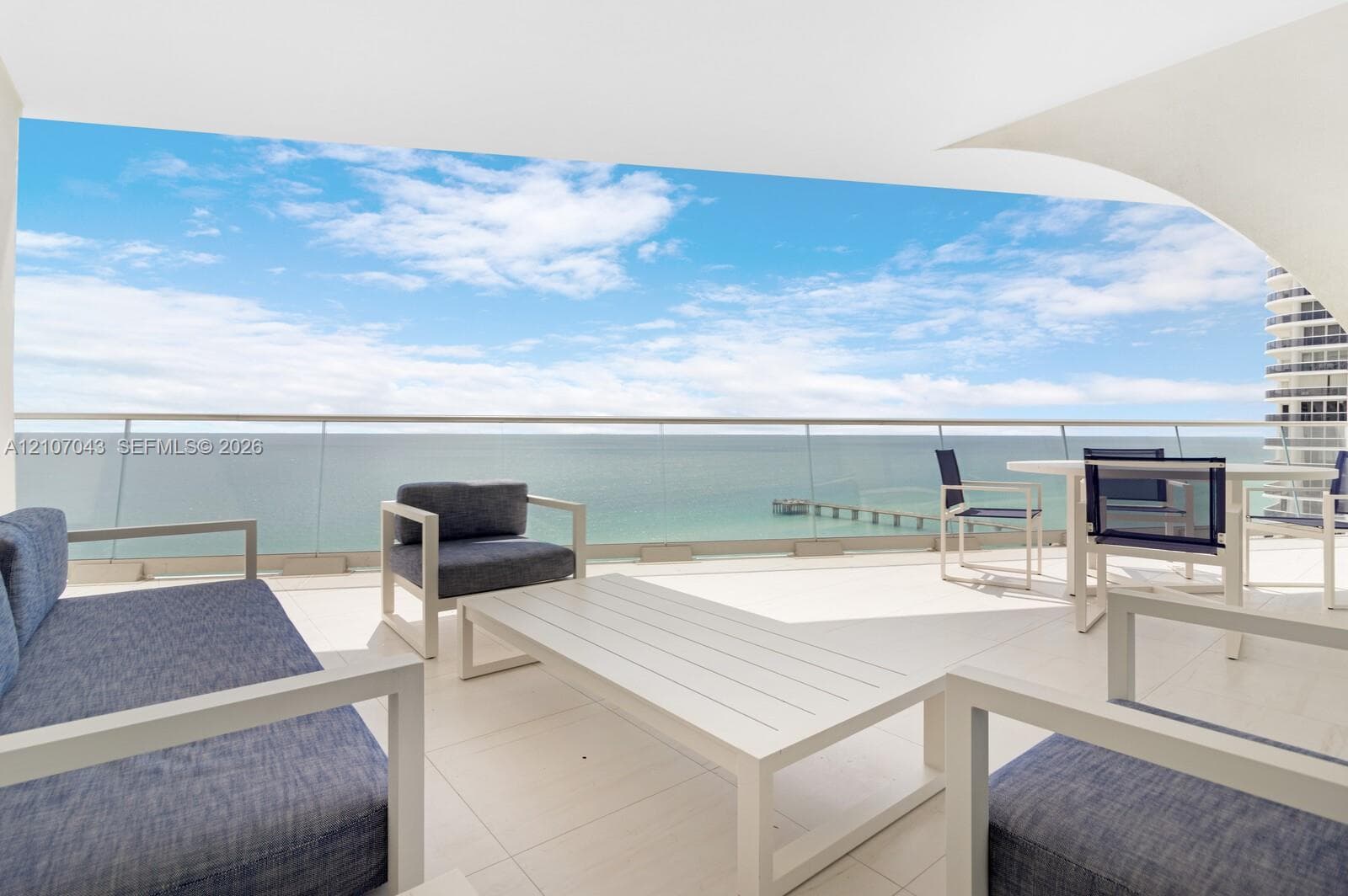 Jade Signature · #1402 in Sunny Isles Beach - Photo 4