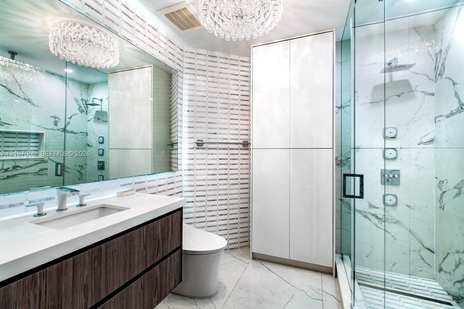 Continuum North · #610 in Miami Beach - Photo 12