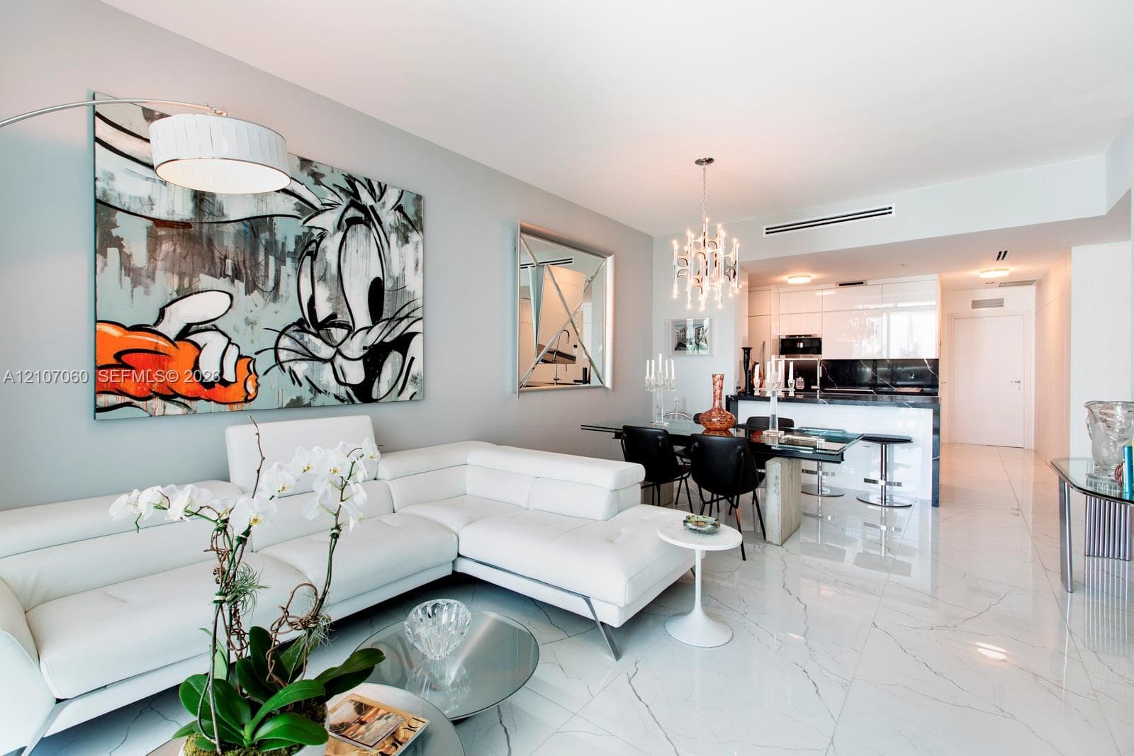 Continuum North · #610 in Miami Beach - Photo 5