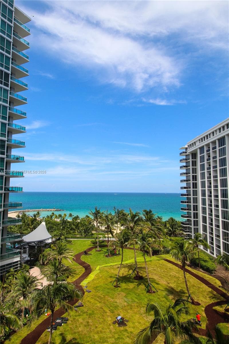 Harbour House · #833 in Bal Harbour - Photo 1