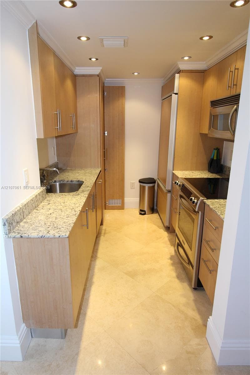 Harbour House · #833 in Bal Harbour - Photo 29
