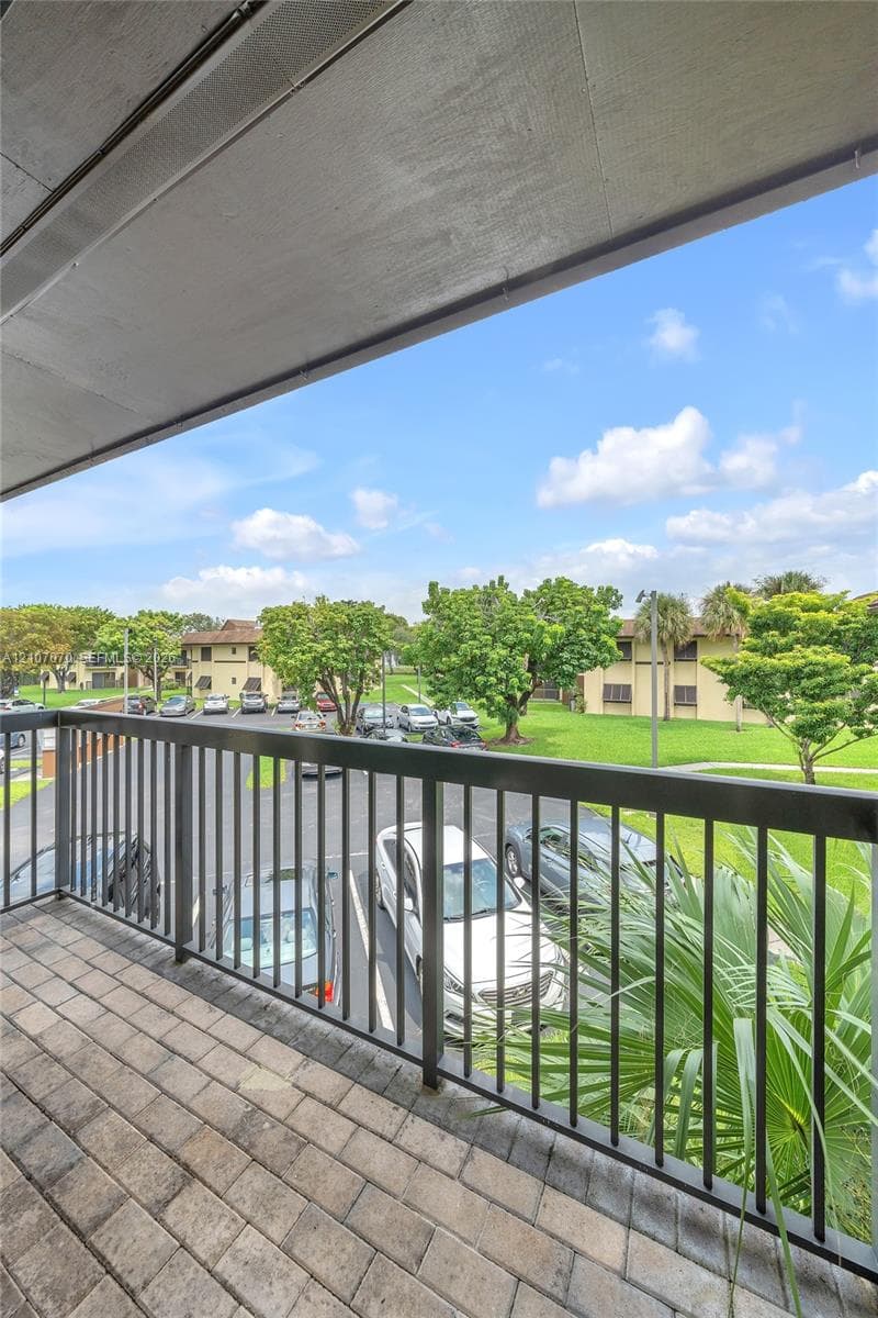 KINGS CREEK WEST CONDO BL · #224 in Miami - Photo 12