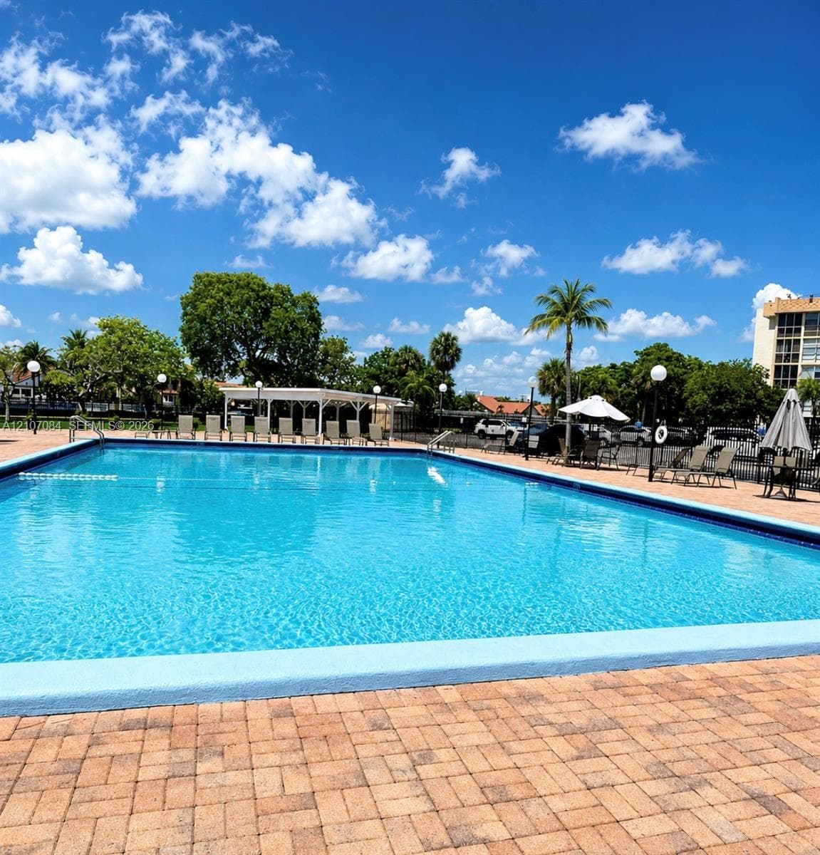 Desoto Condominium · #107 in Hallandale Beach - Photo 2