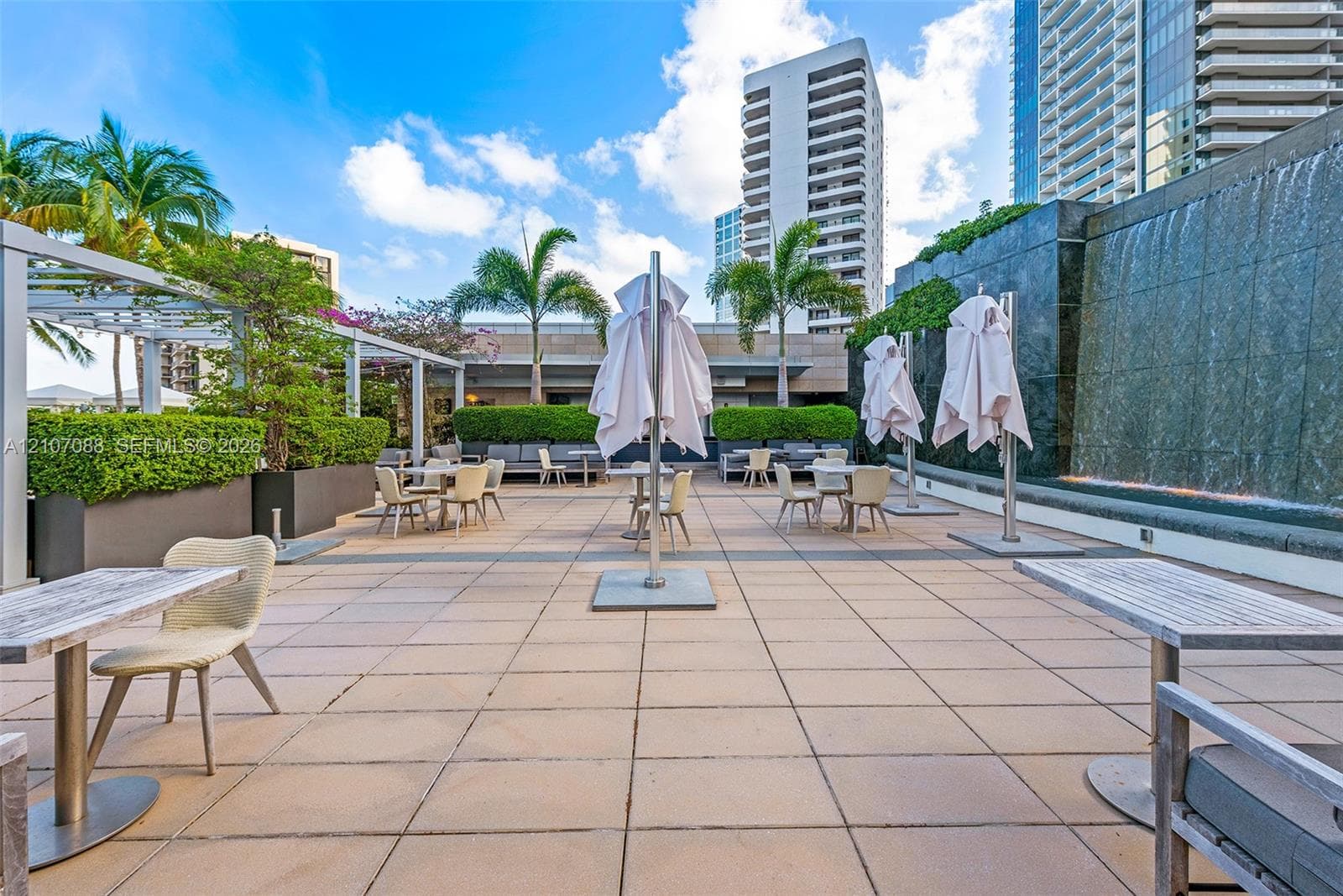 Four Seasons · #51D in Miami - Photo 39
