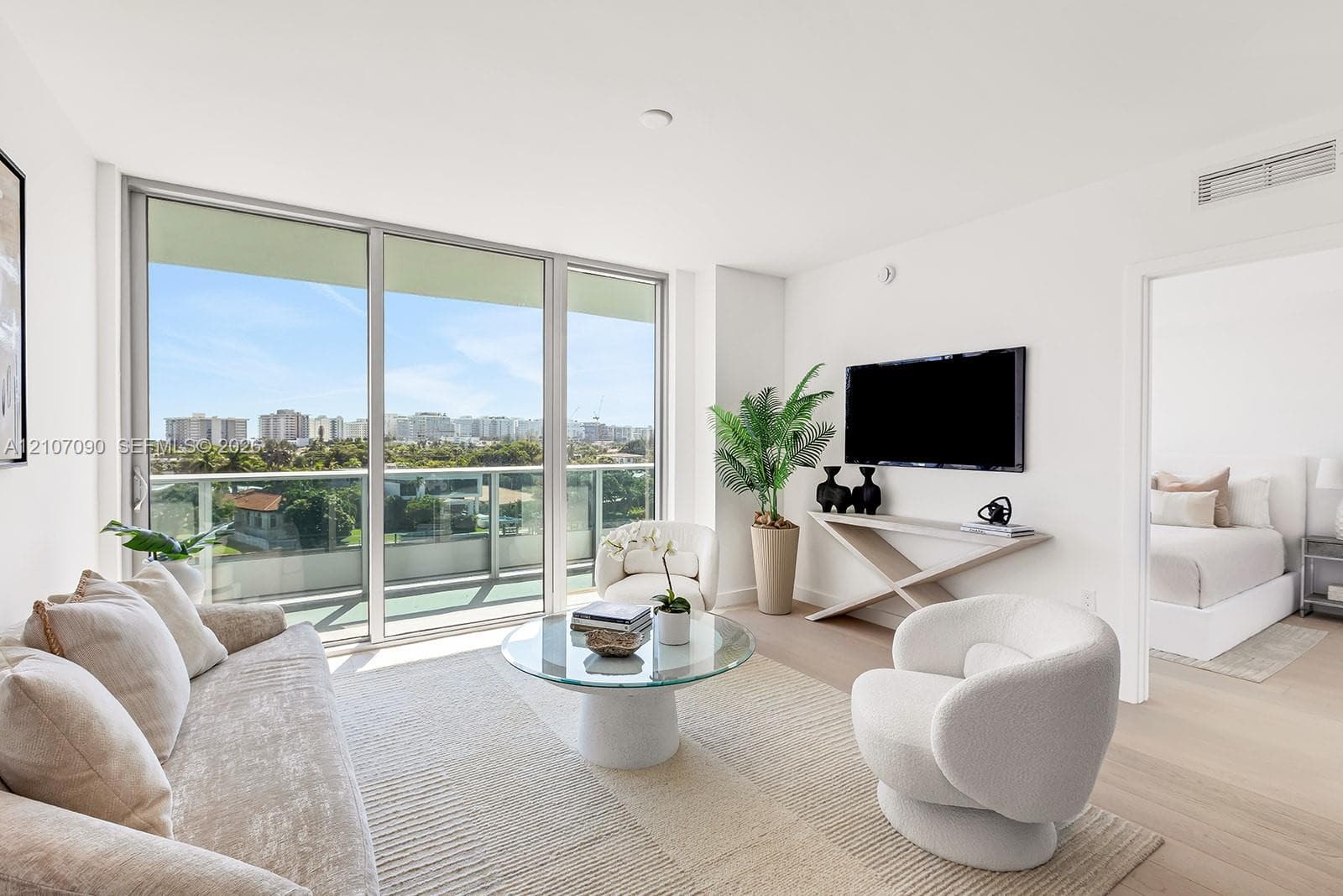 La Baia South · #609 in Bay Harbor Islands - Photo 2