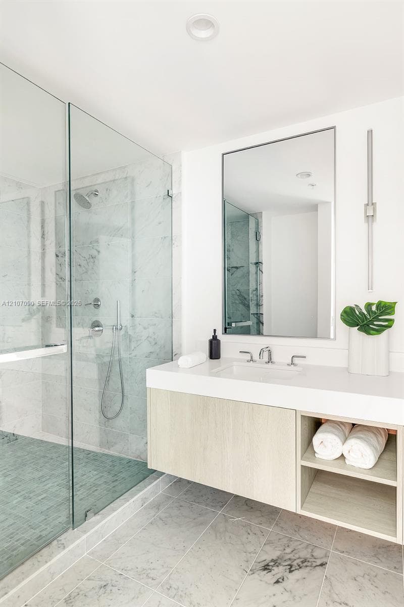 La Baia South · #609 in Bay Harbor Islands - Photo 16