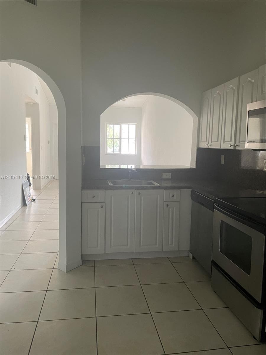 VENETIA GARDENS SOUTH · #203-40 in Homestead - Photo 4