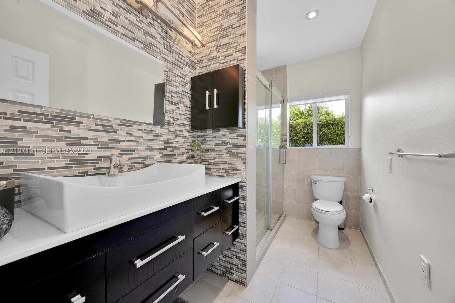 6610 Santona St photo 10