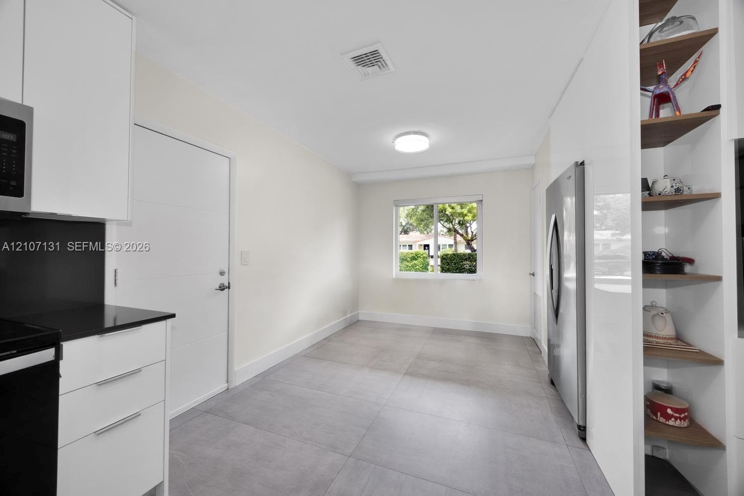 6610 Santona St photo 15