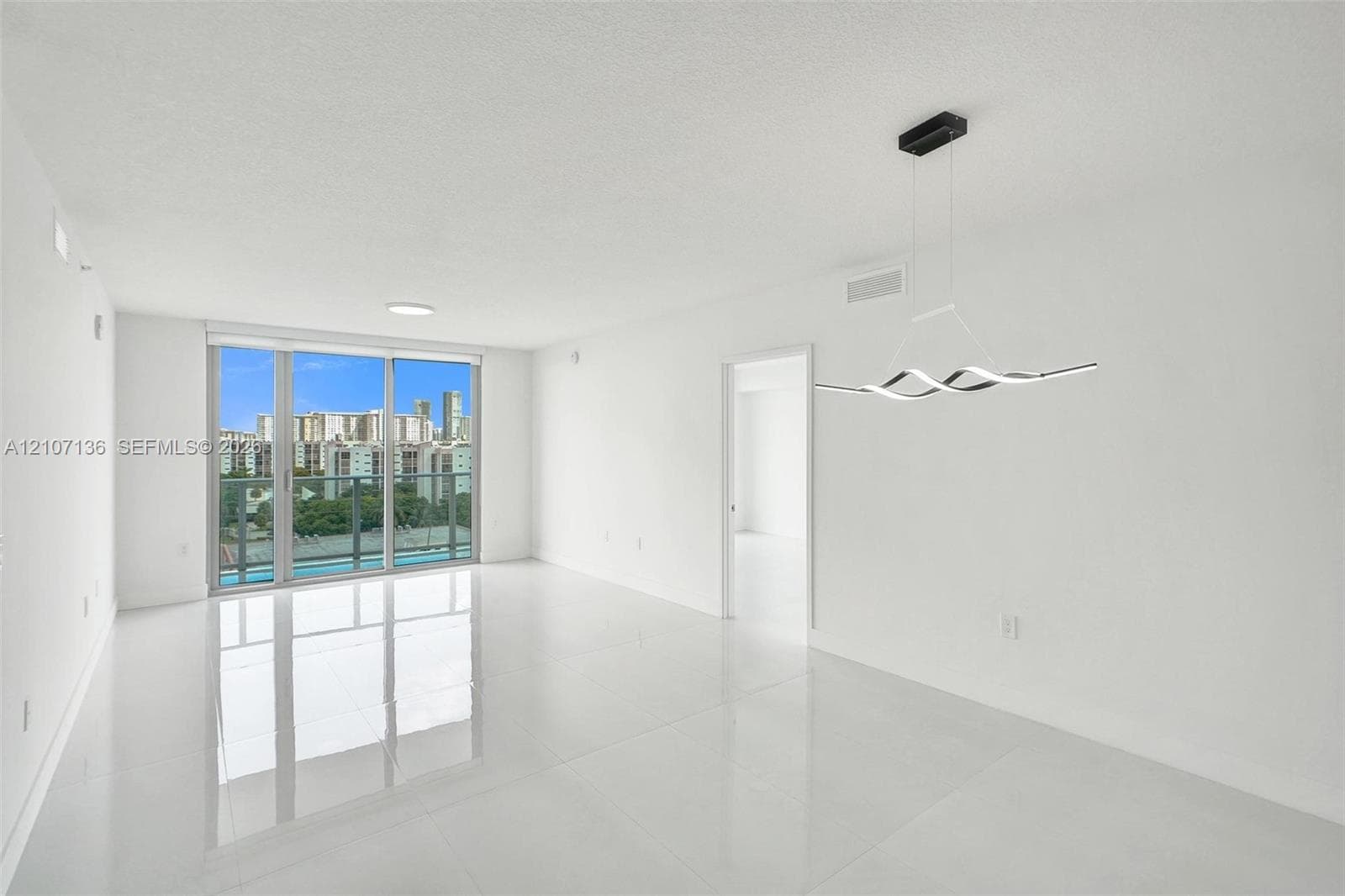 Parque Towers · #5-805 in Sunny Isles Beach - Photo 3