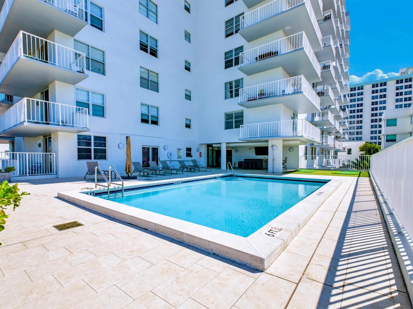 Building Pool