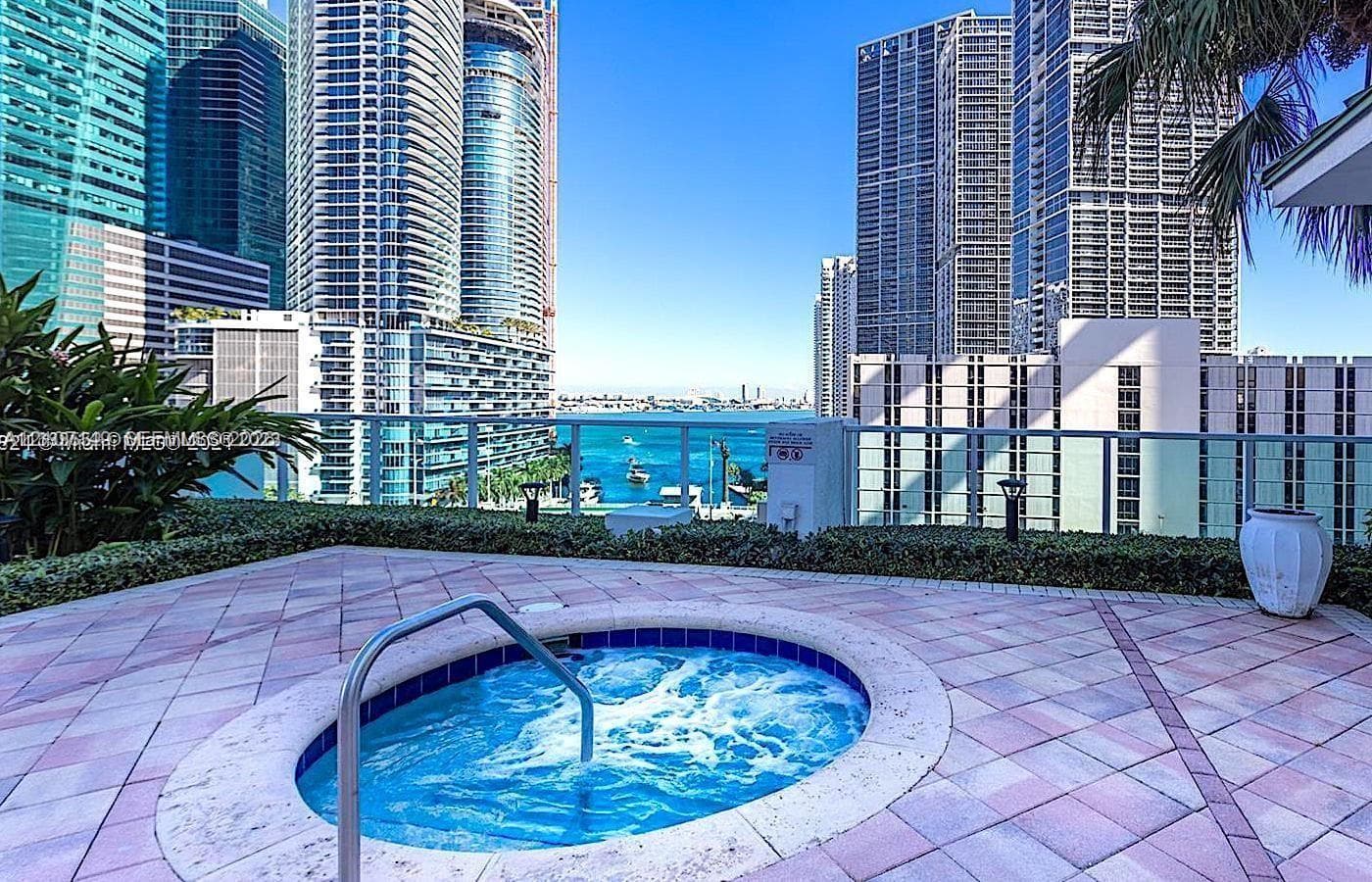 Brickell on the River North · #2417 in Miami - Photo 32