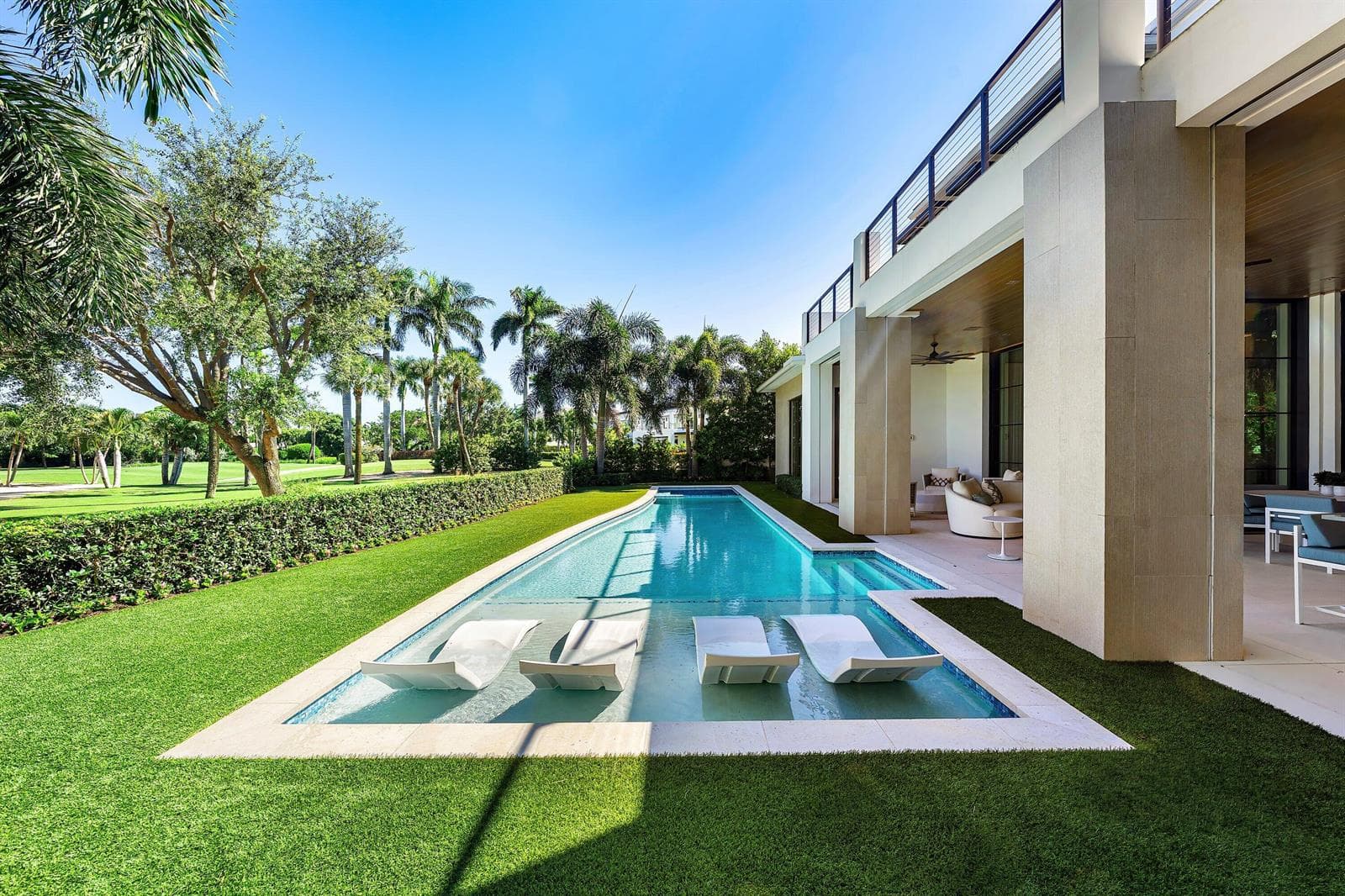 095-471RoyalPalmWay-BocaRaton-FL-33432-S