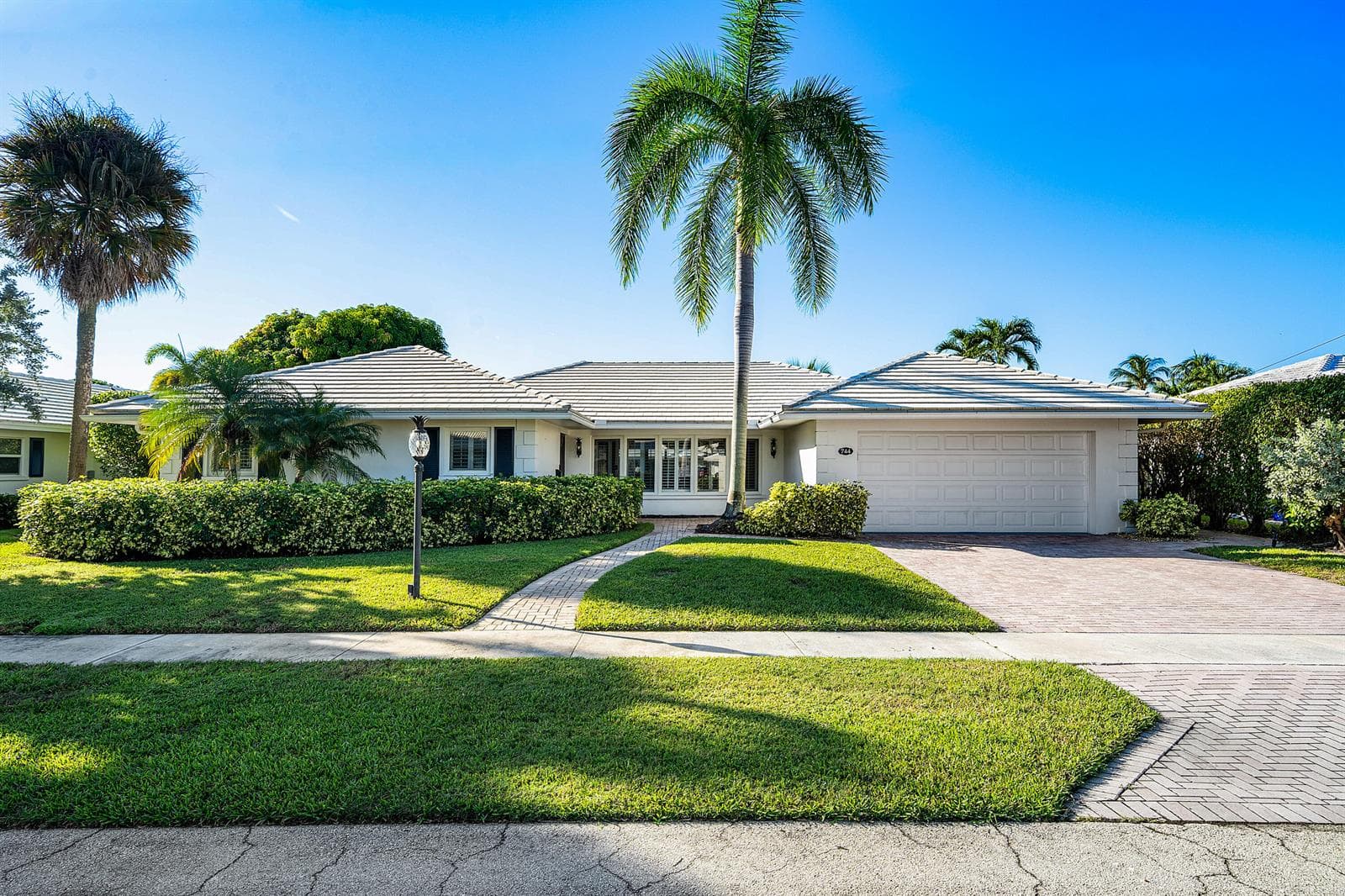 001-744PeachtreeLane-BocaRaton-FL-33486-