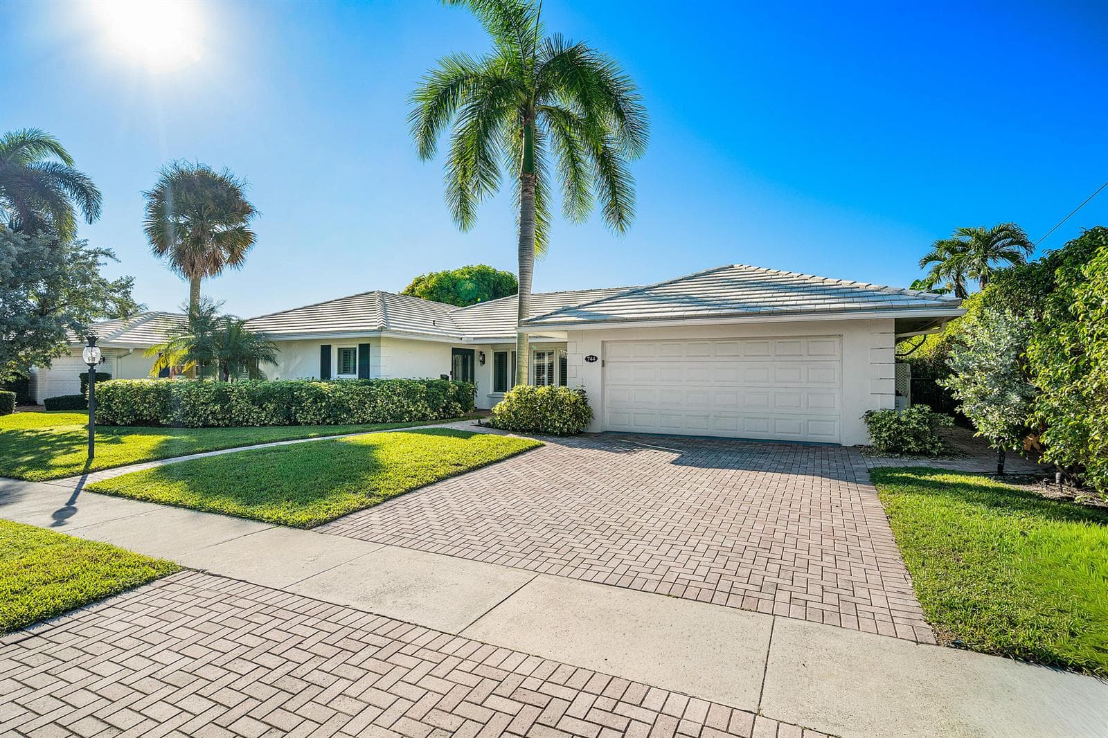 003-744PeachtreeLane-BocaRaton-FL-33486-