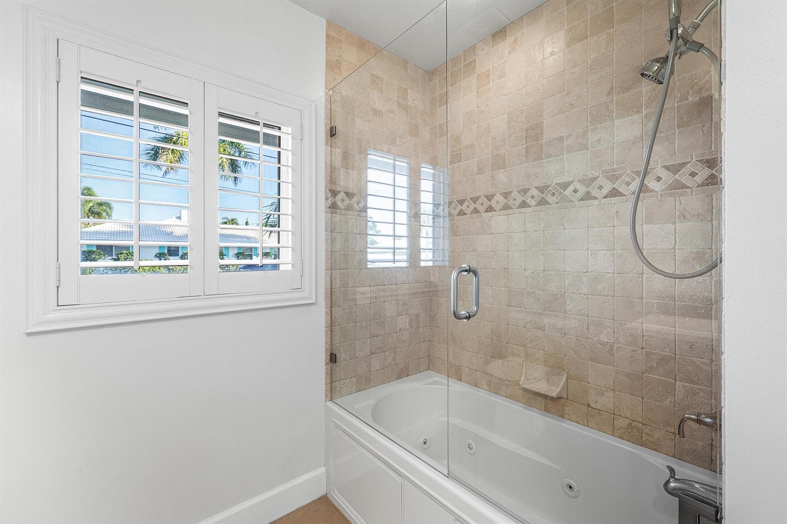 022-744PeachtreeLane-BocaRaton-FL-33486-