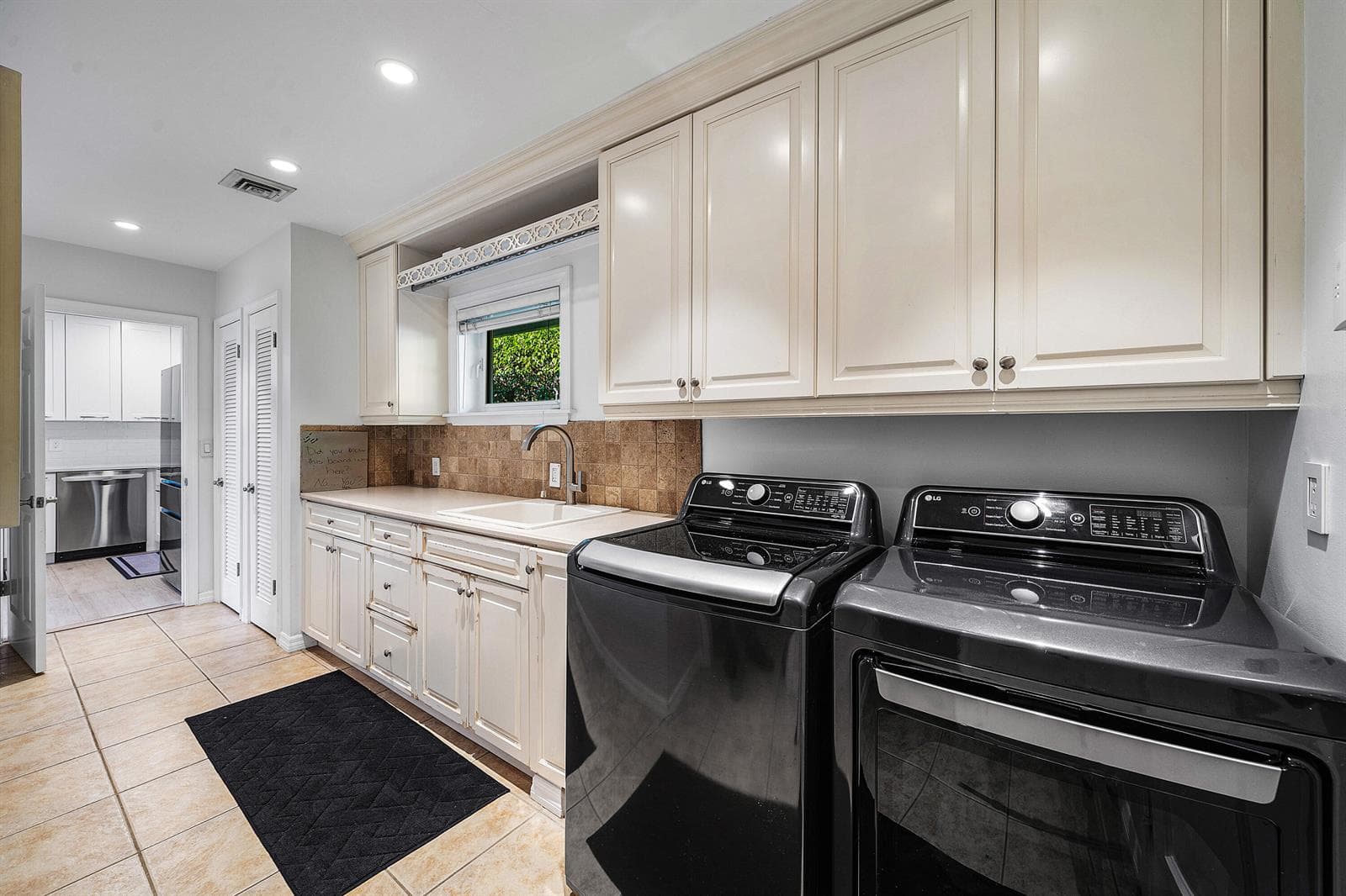 030-744PeachtreeLane-BocaRaton-FL-33486-