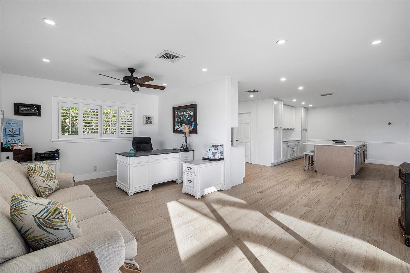 019-744PeachtreeLane-BocaRaton-FL-33486-