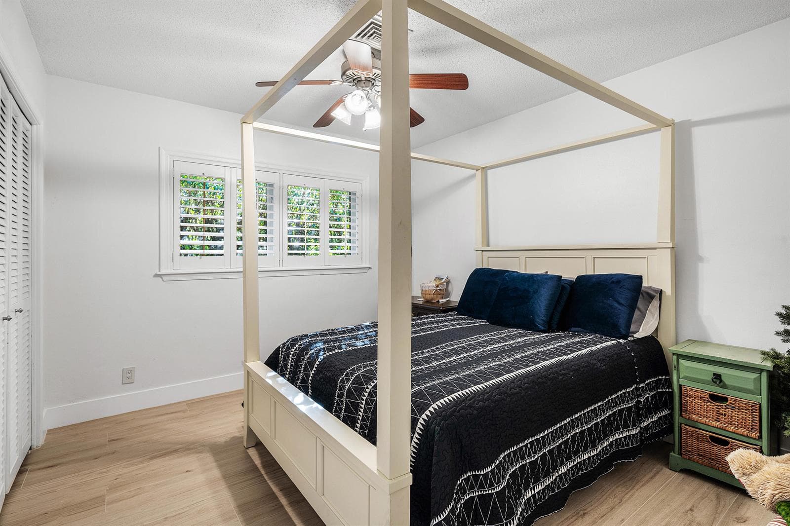 024-744PeachtreeLane-BocaRaton-FL-33486-