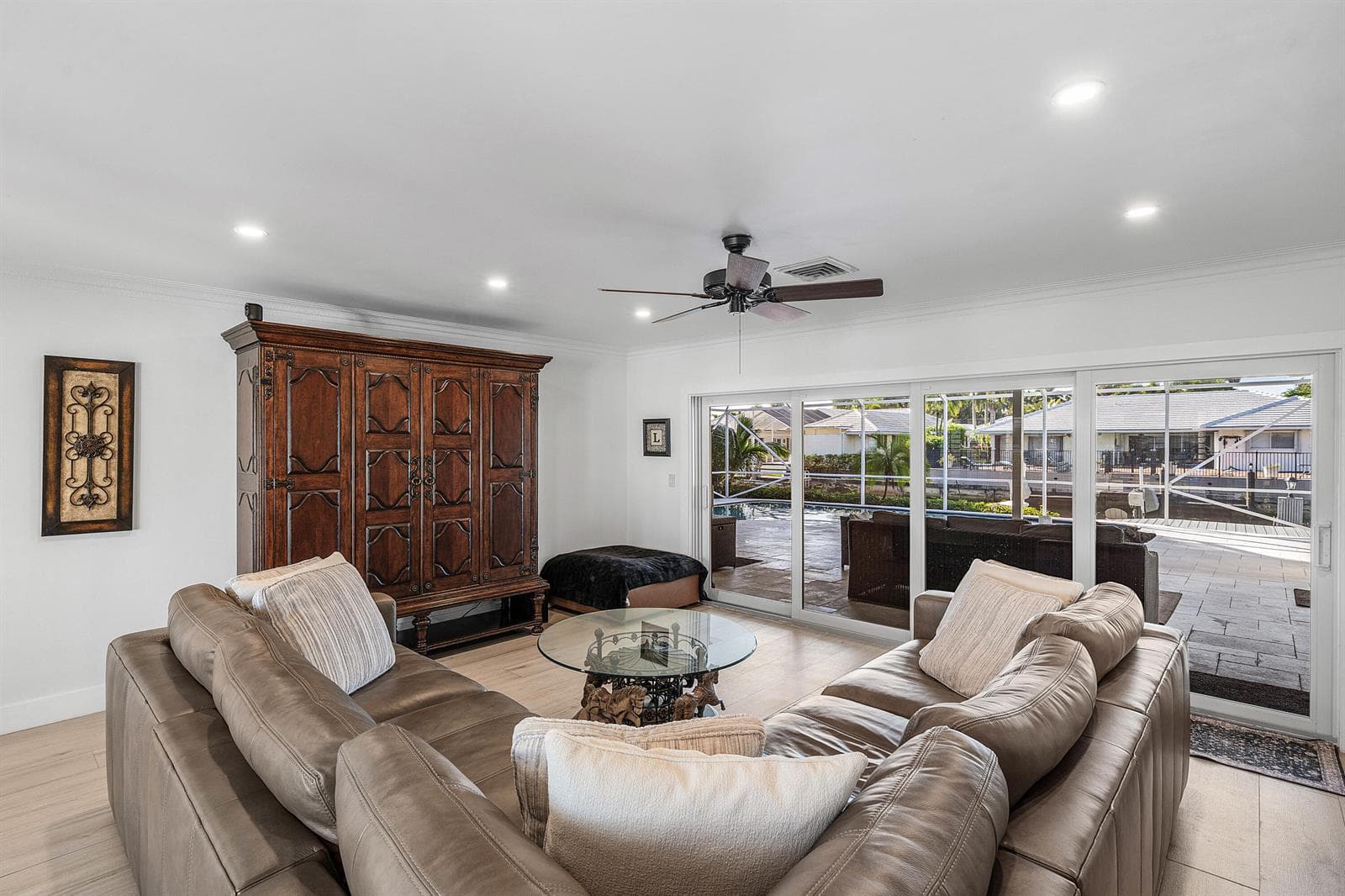 011-744PeachtreeLane-BocaRaton-FL-33486-