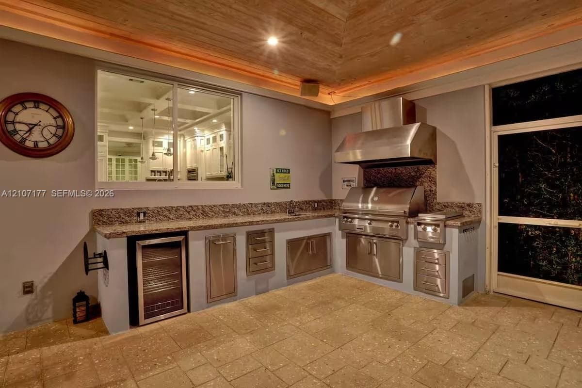 952 Lincoln St #. photo 88