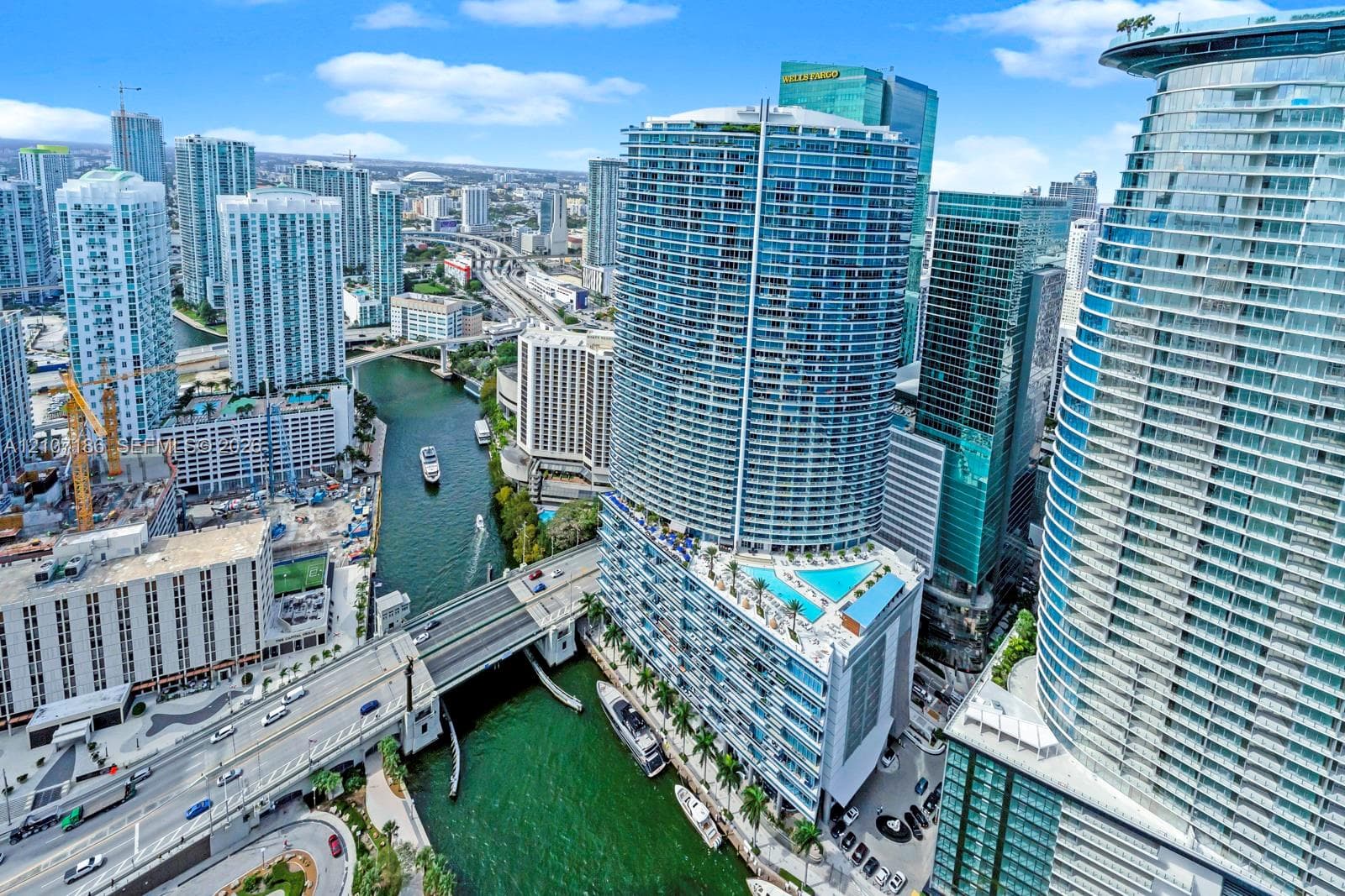 Icon Brickell I · #5002 in Miami - Photo 27