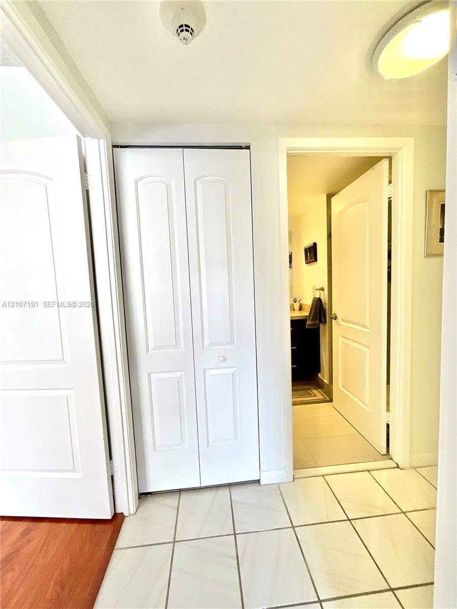 OLYMPUS CONDO · #1619 in Hallandale Beach - Photo 33