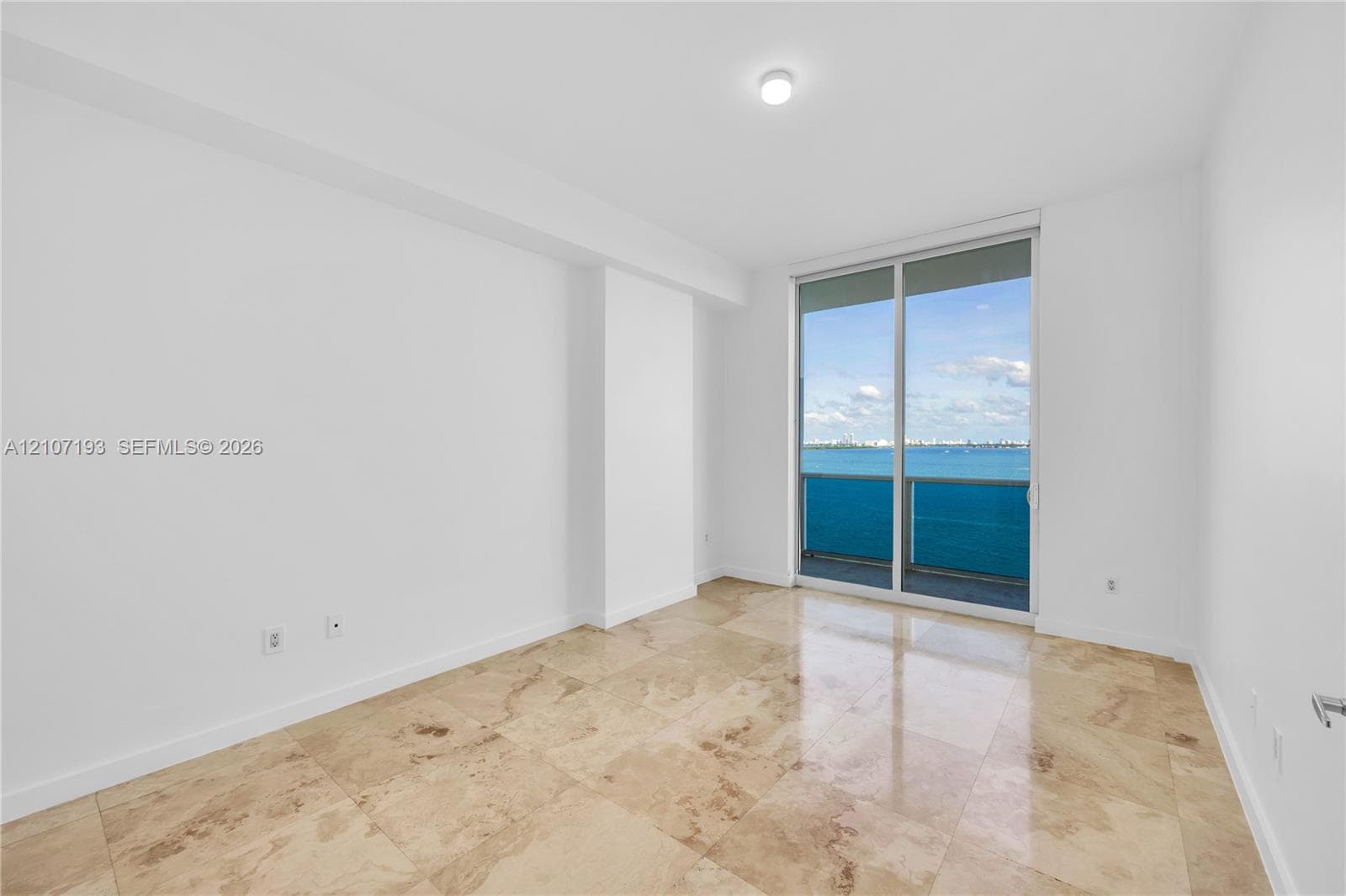 New Wave · #12C in Miami - Photo 5