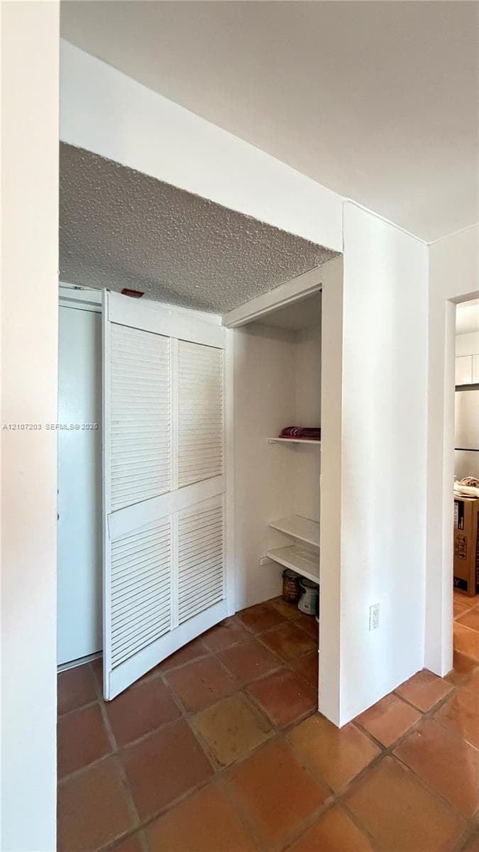 COLLINS VIEW CONDO · #602 in Miami Beach - Photo 10