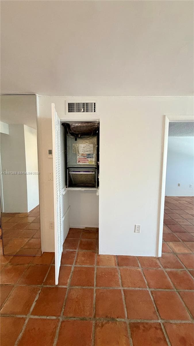 COLLINS VIEW CONDO · #602 in Miami Beach - Photo 11