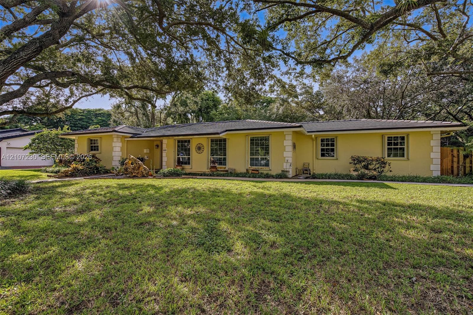 8100 SW 155th St photo 2