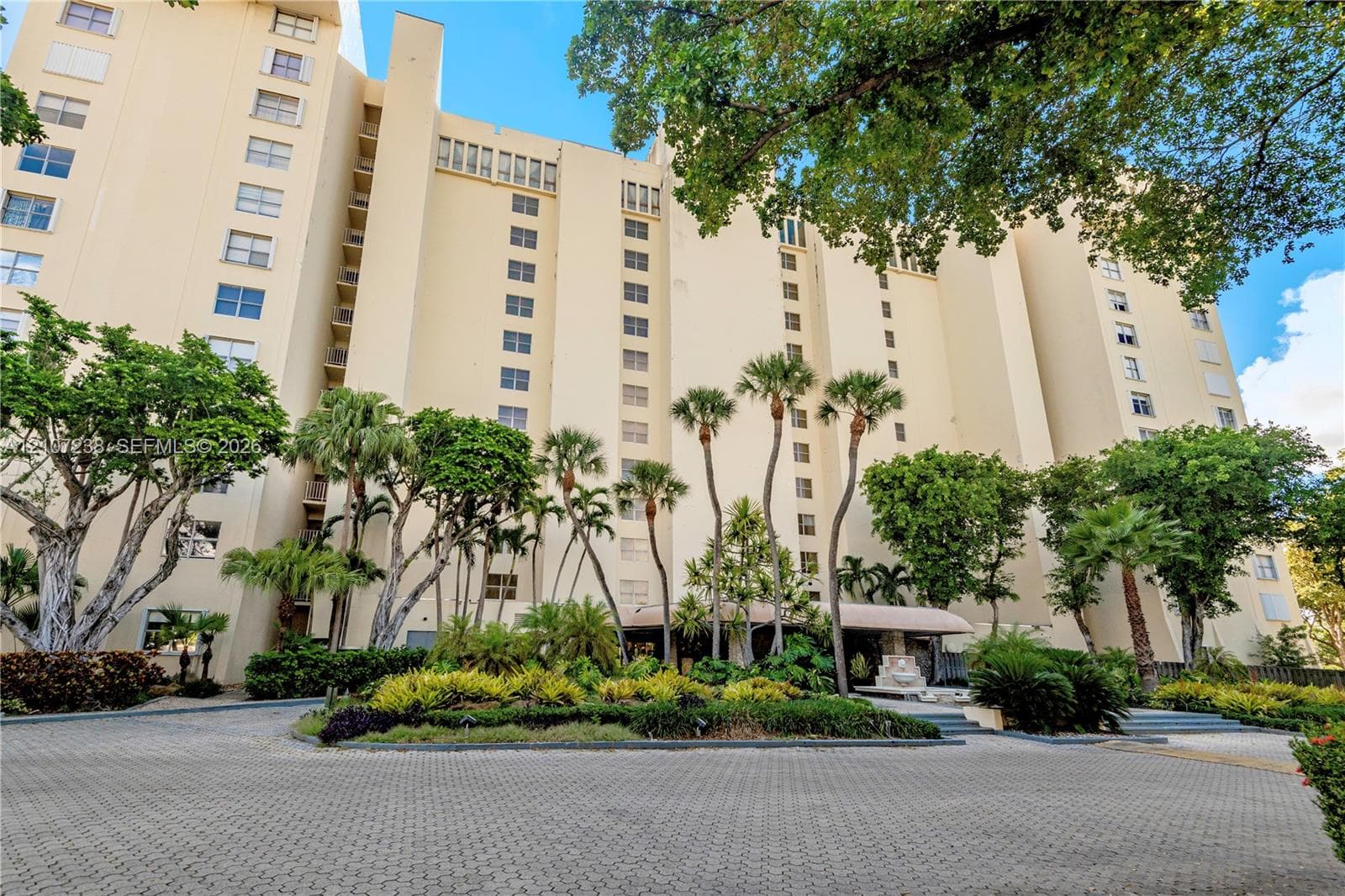 JOCKEY CLUB CONDO UNIT II · #1125 in Miami - Photo 27