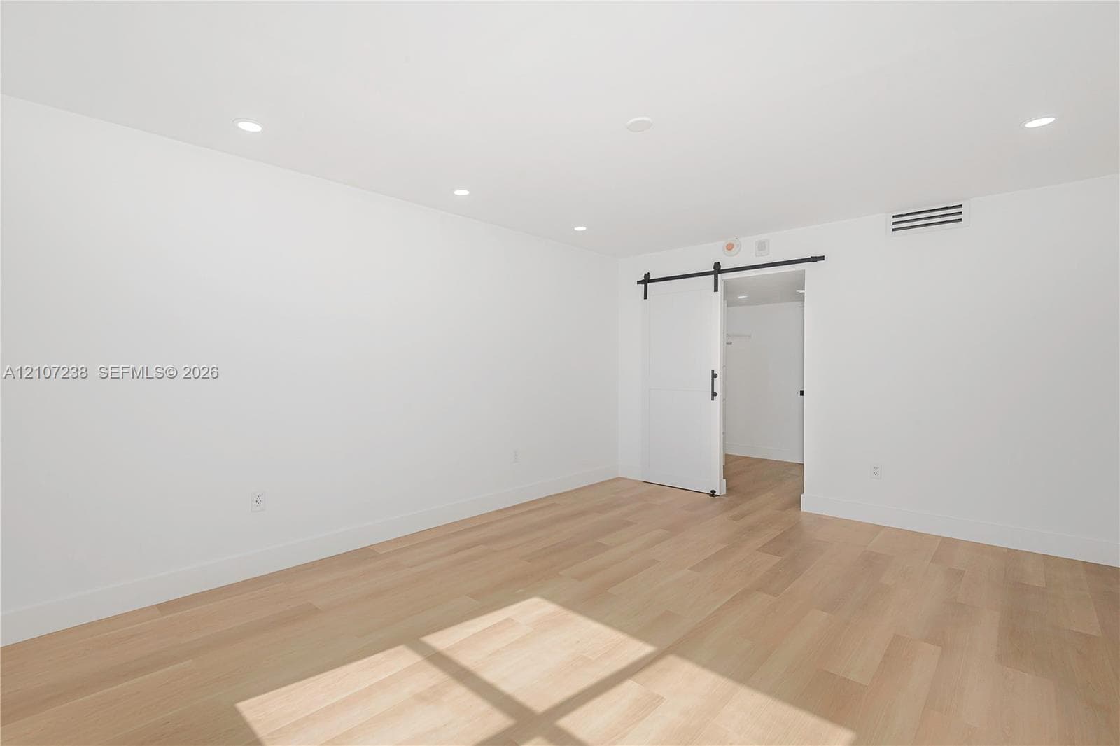 JOCKEY CLUB CONDO UNIT II · #1125 in Miami - Photo 6
