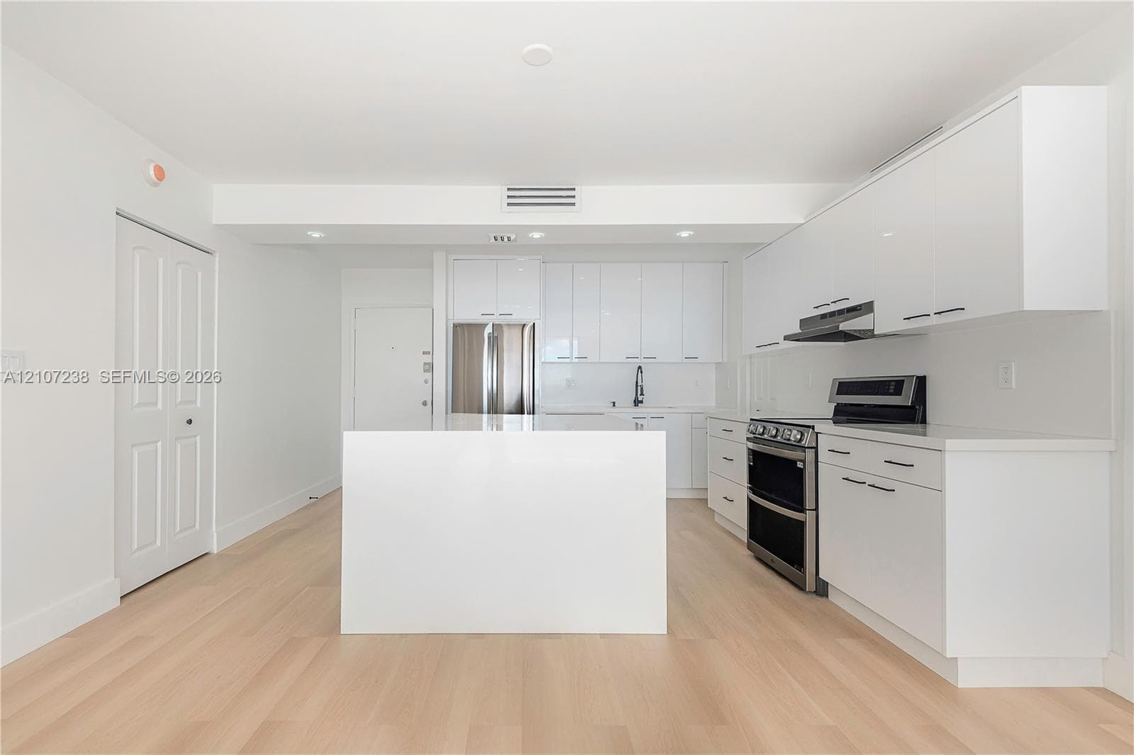 JOCKEY CLUB CONDO UNIT II · #1125 in Miami - Photo 3