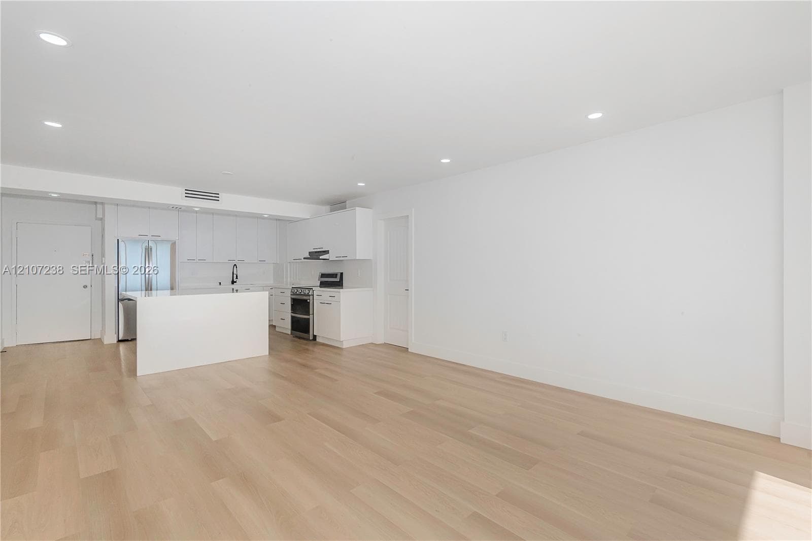 JOCKEY CLUB CONDO UNIT II · #1125 in Miami - Photo 14